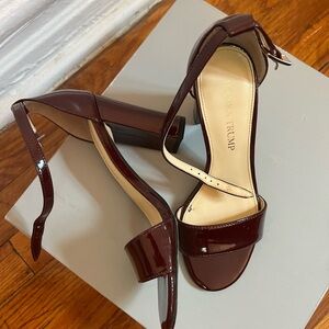 IVANKA TRUMP MAROON BURGUNDY ANKLE STRAP BLOCK HEEL